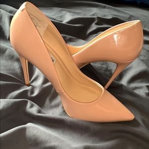 Steve Madden Daisie Pumps